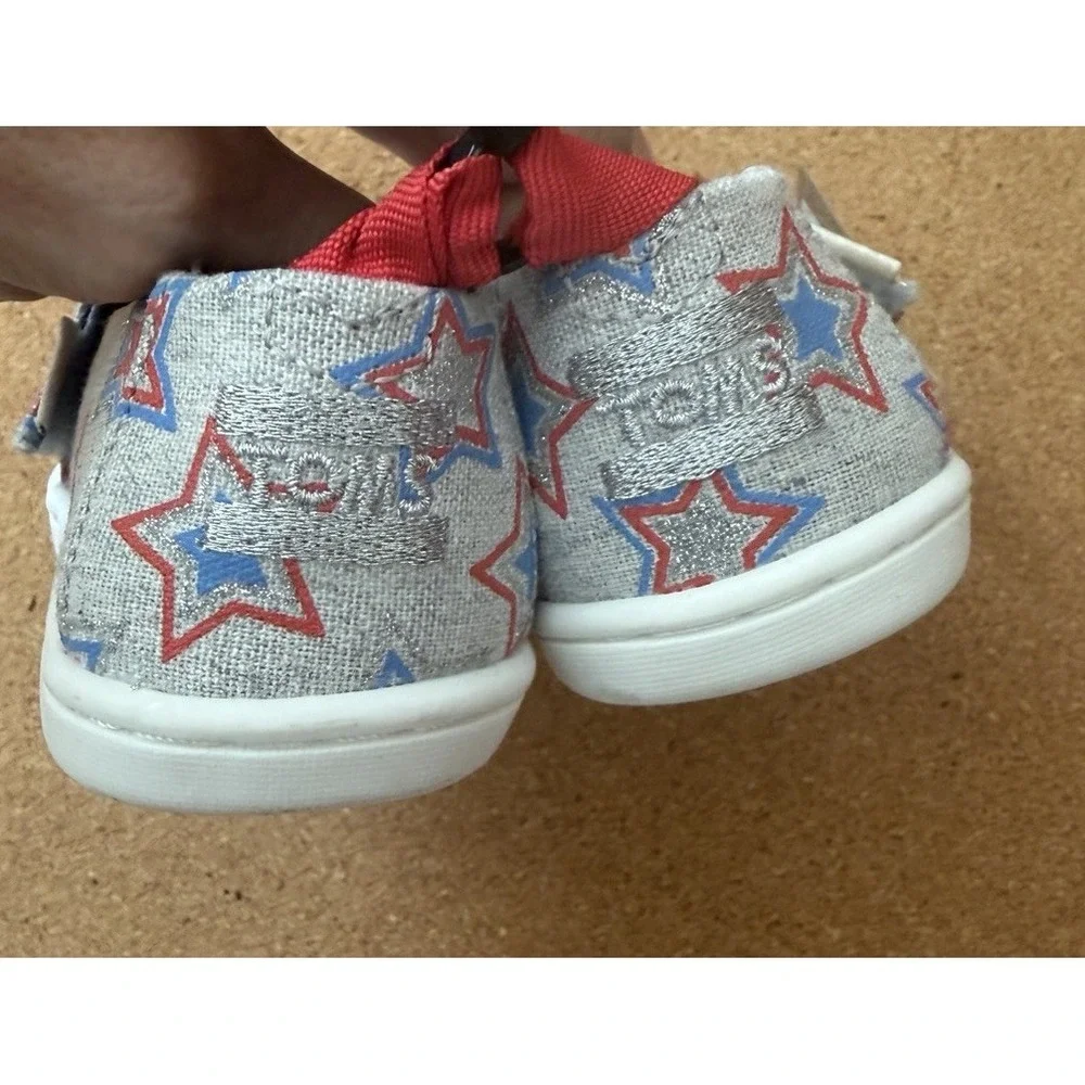 NEW with Tags Tiny TOMS Alpargata Star Slip-On Shoes – Toddler Size‎ 5